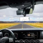 Visszapillantó tükörre rögzíthető autós telefontartó Borofone BH49 Roller fekete